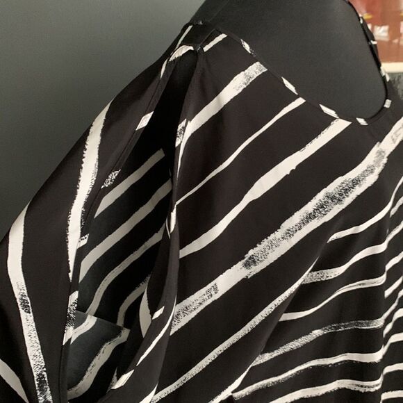 Express black with distressed white stripe cold shoulder midi. New. Small. - Picture 3 of 8